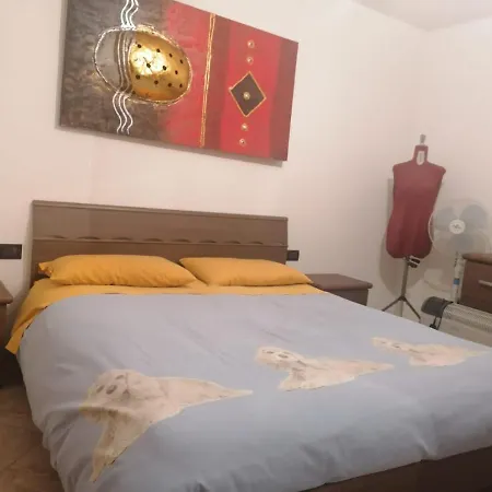 아파트 Casa Vacanza Da Mauro 오이메도